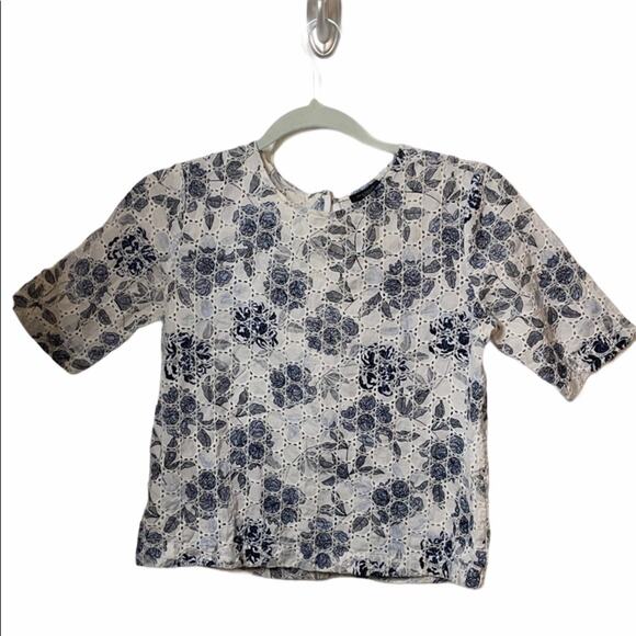 Ann Taylor factory eyelet short sleeve shirt XS - Picture 1 of 5